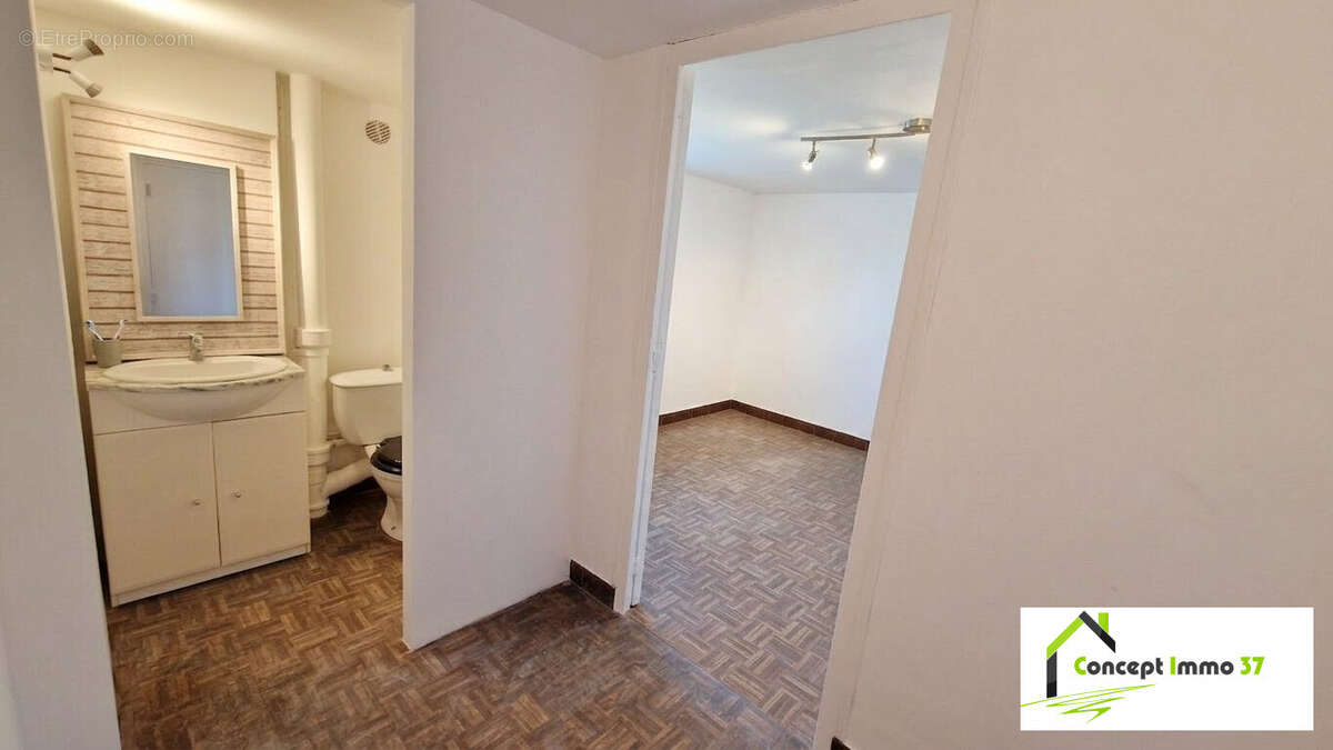 Maison à MONTLOUIS-SUR-LOIRE