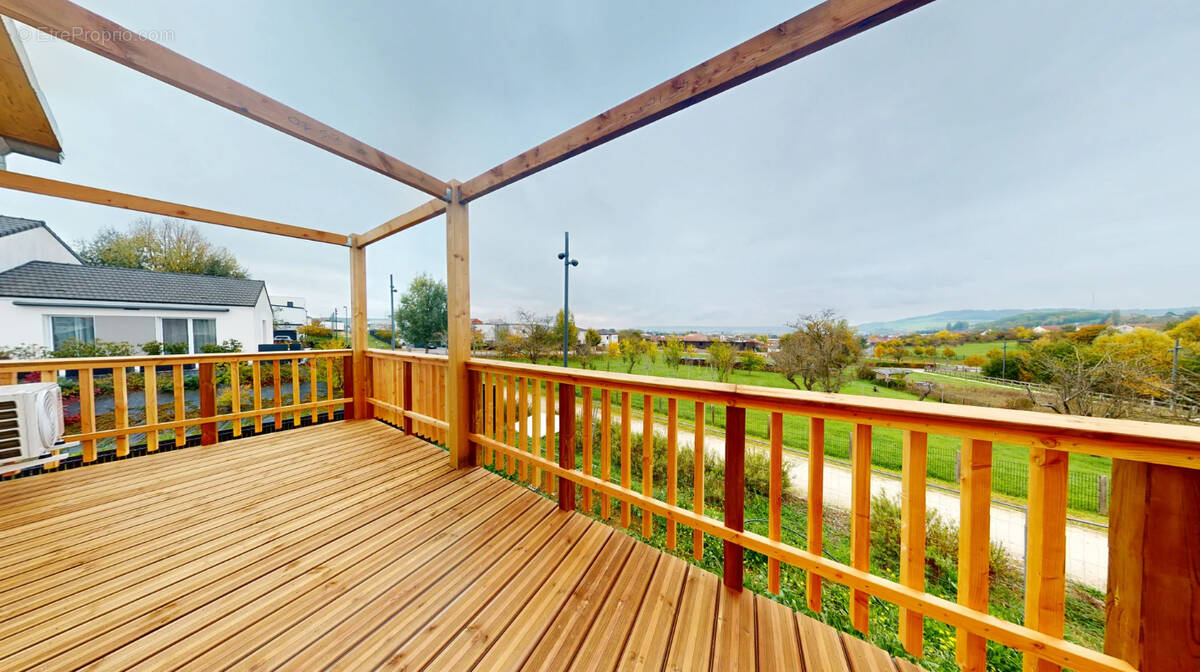 Appartement à SEICHAMPS