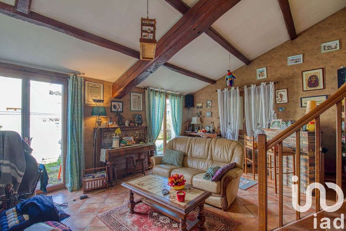 Photo 8 - Maison à CHANTELOUP-LES-VIGNES