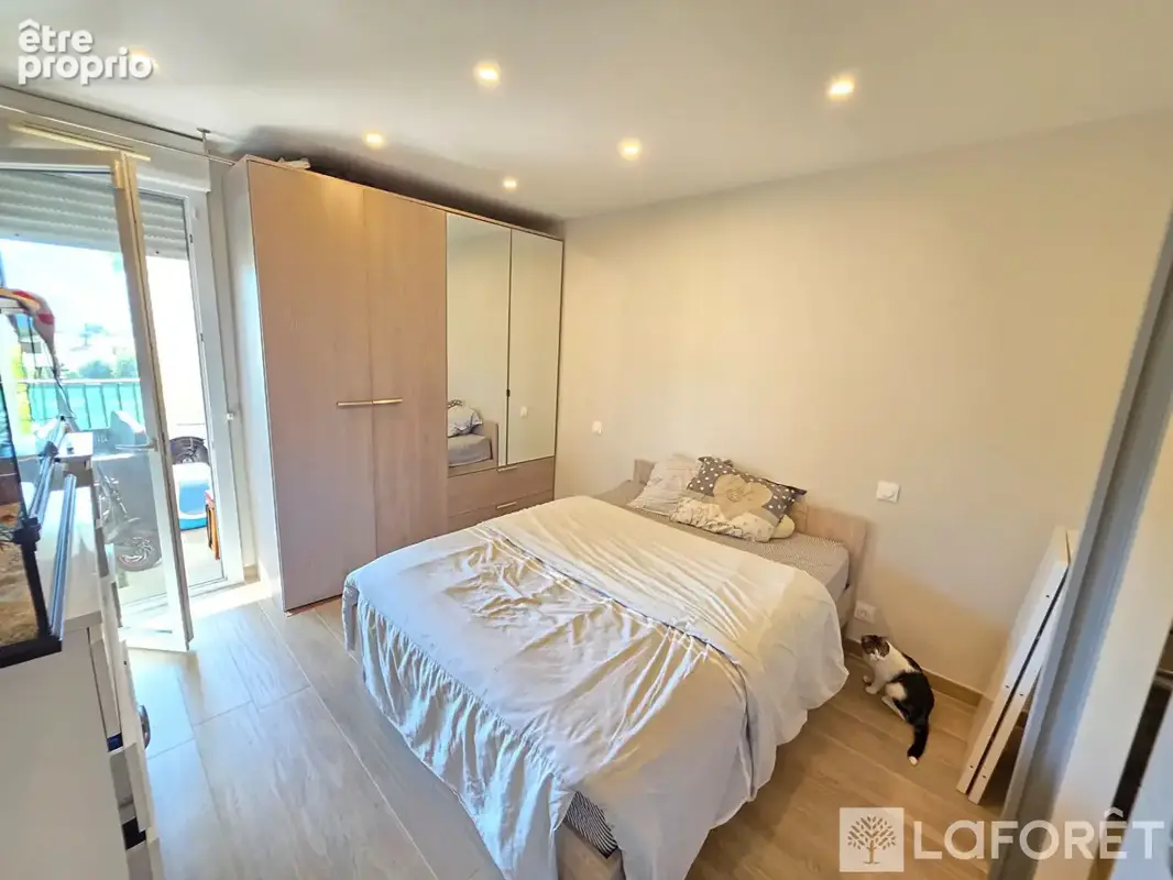 Appartement  Plans de Carros 2 pièces avec terrasse , résidence avec piscine - photo 11