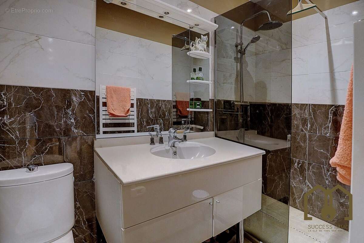 Maison 138 m² à Villeurbanne  - photo 9