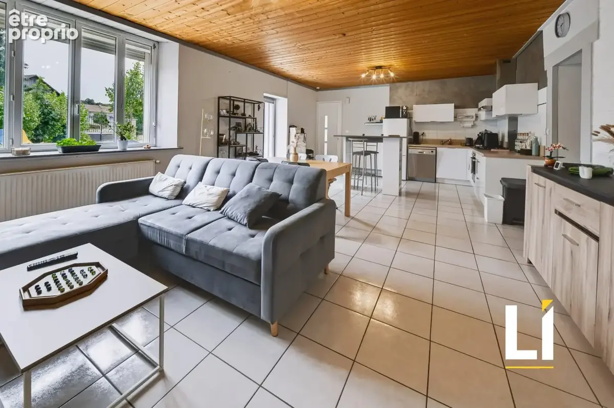 Appartement à FERRIERES-LE-LAC