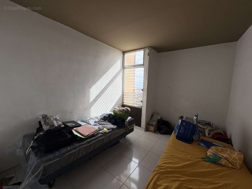 Appartement à POINTE-A-PITRE