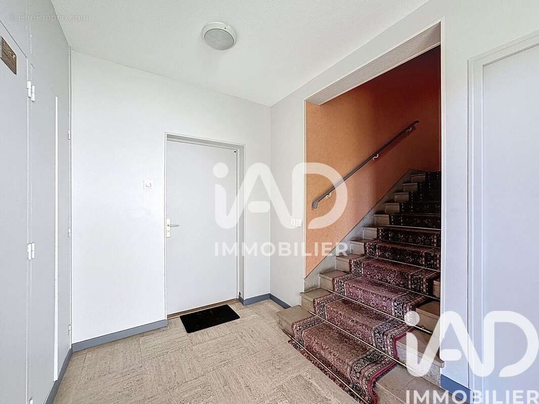 Photo 8 - Appartement à CORBEIL-ESSONNES