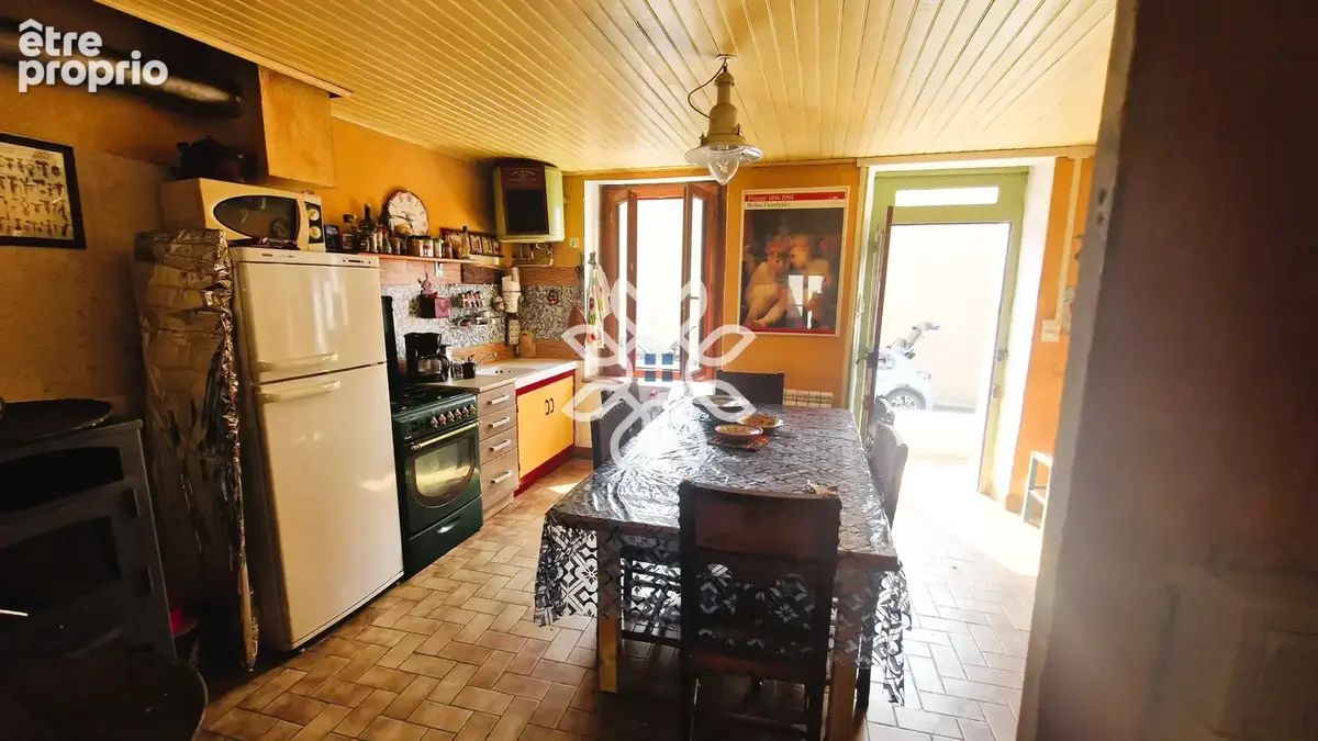 Charmante maison de bourg au cœur d’un village altiligérien - photo 2