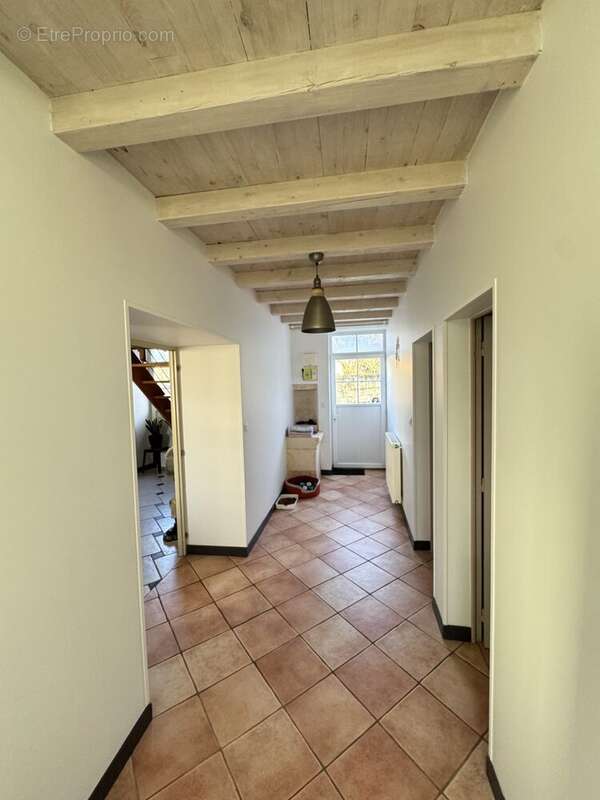 Maison à CORME-ROYAL