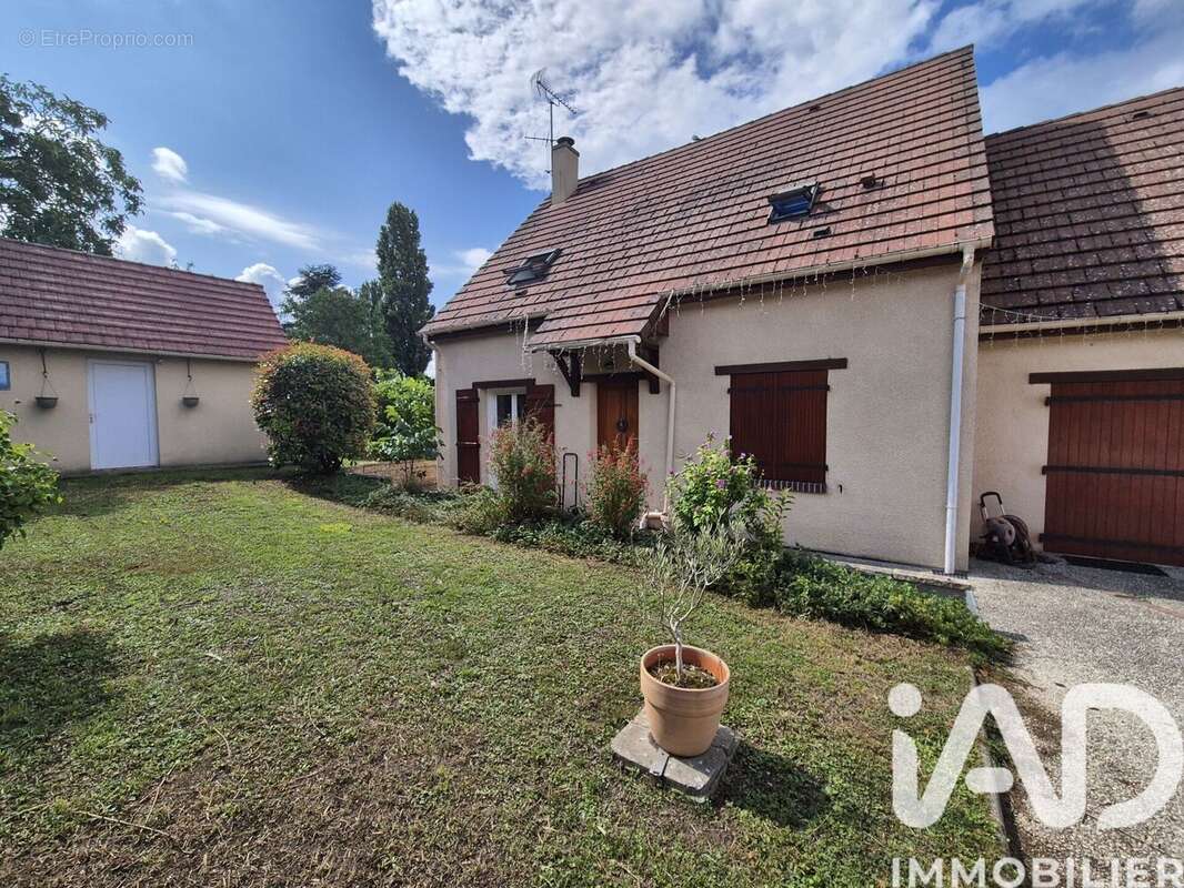 Photo 3 - Maison à CHERISY