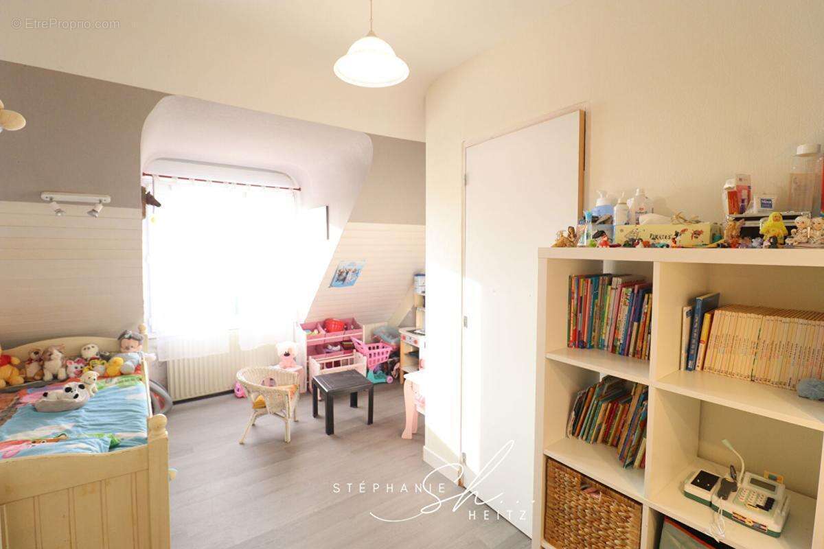 Maison Plougasnou 6 pièce(s) 122 m2 - photo 5