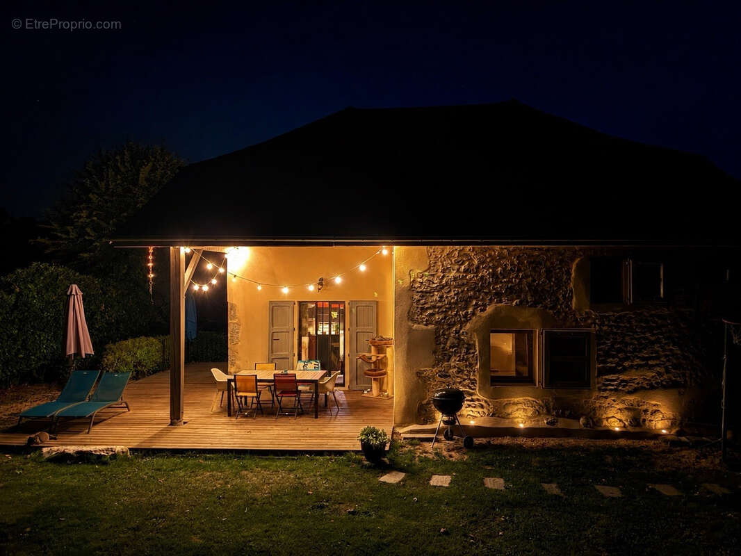 Meyrieux-Trouet  - Maison de caractère avec extension contemporaine - photo 22