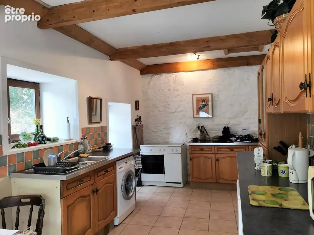maison La Chapelle au Riboul  cuisine