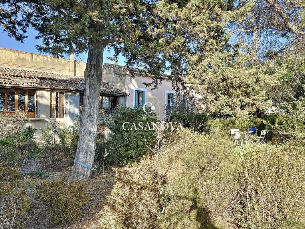 20 min PEZENAS Maison de caractère 367 m2, 7 ch, idéale pour activité de chambres d'hôtes - photo 7