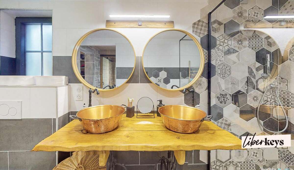 Maison à ESSERT-ROMAND