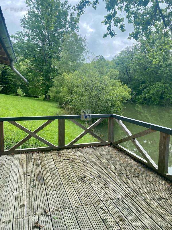 Terrain à DUSSAC