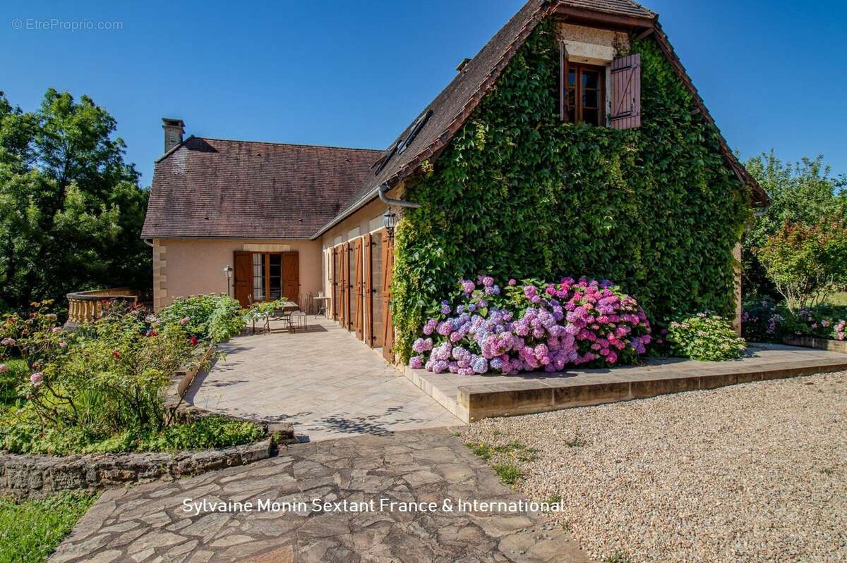 Maison à EXCIDEUIL