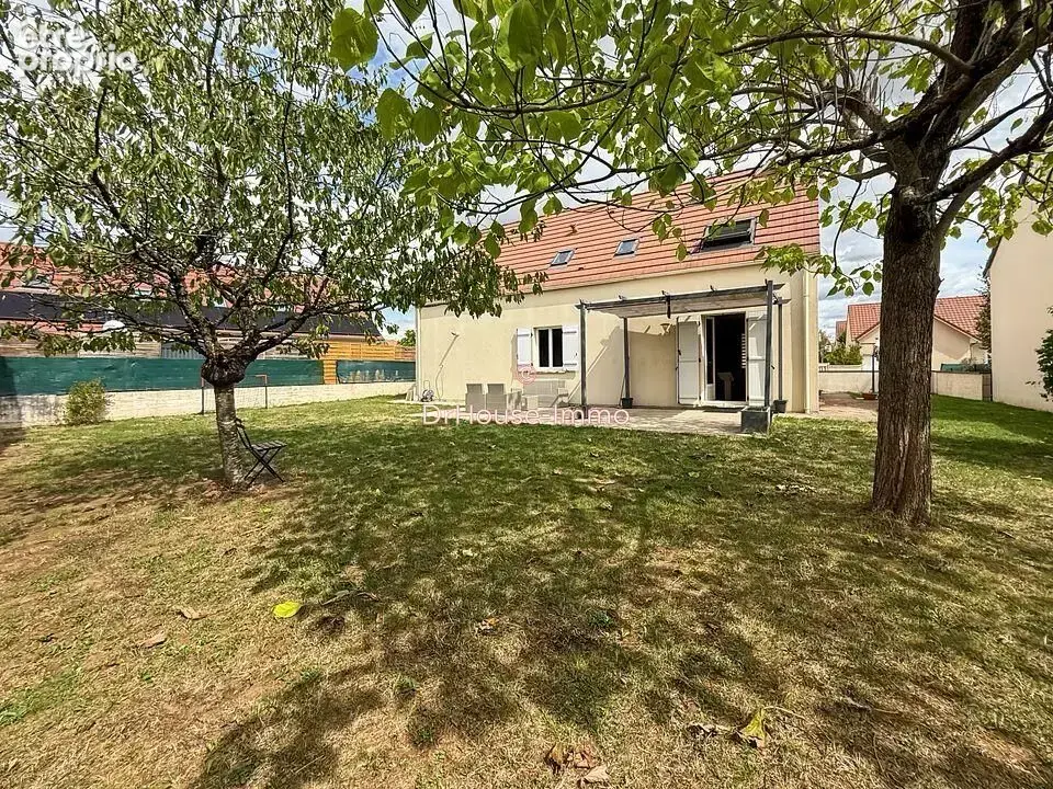 Maison 138 m² à Quetigny  - photo 2