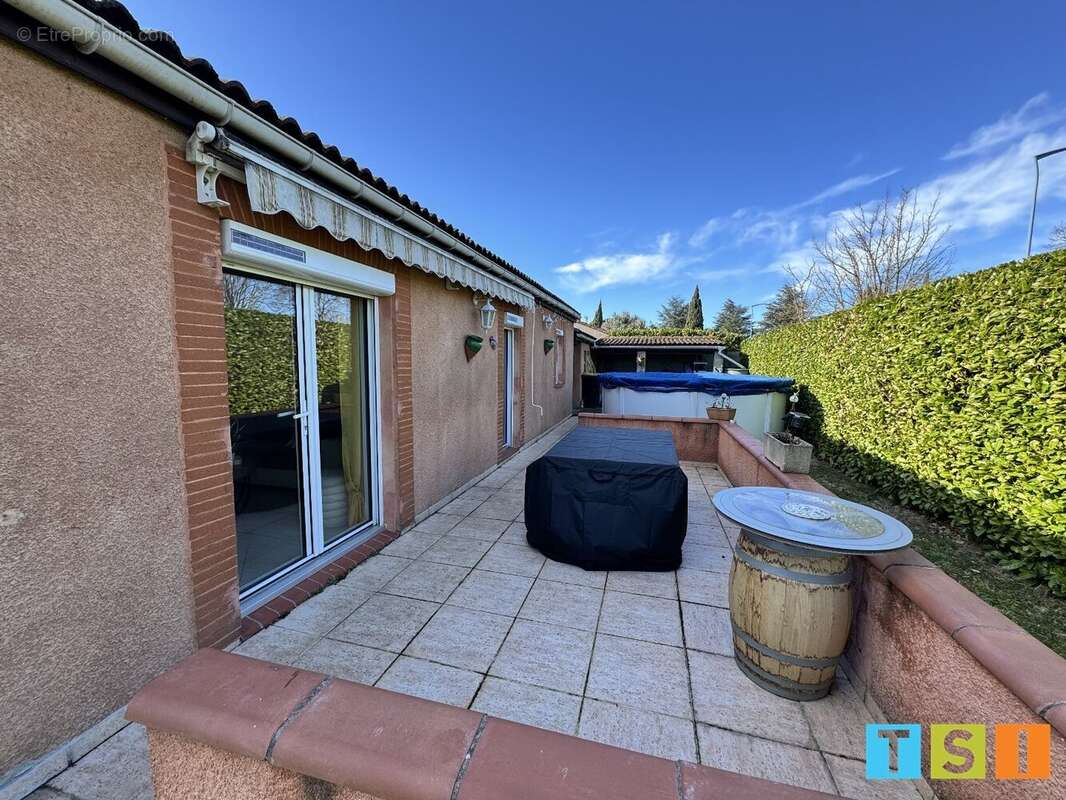 Maison à CASTANET-TOLOSAN