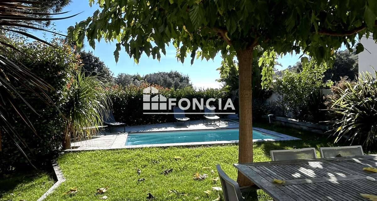 Maison à CAVALAIRE-SUR-MER