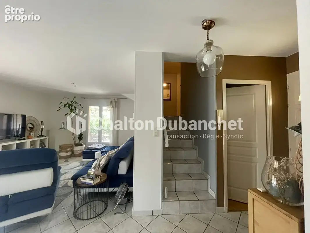 Maison 4 pièces 109 m² à vendre à Feurs (42110) - photo 8
