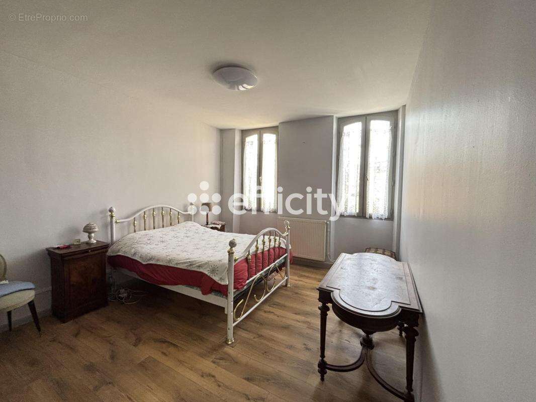 Maison à CASTELNAU-D&#039;ESTRETEFONDS