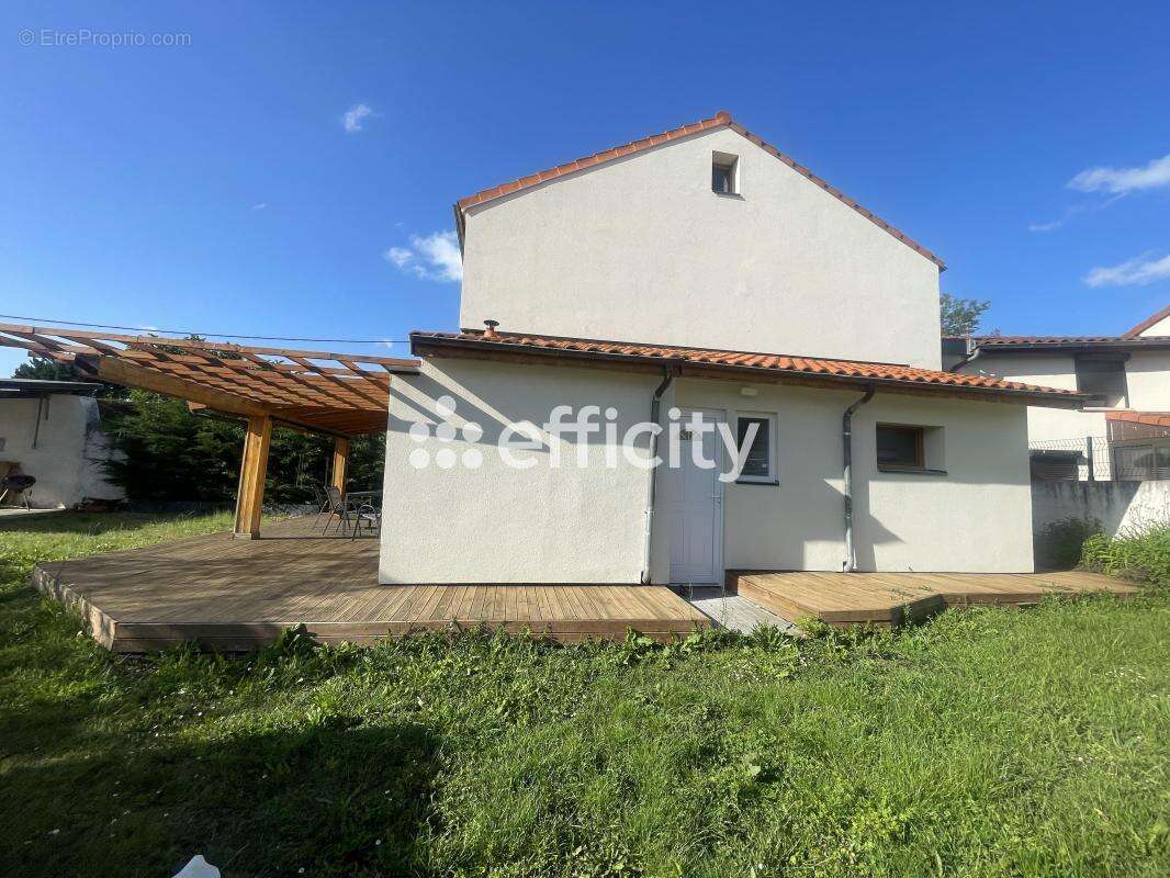Maison 80 m² à Culhat  - photo 11