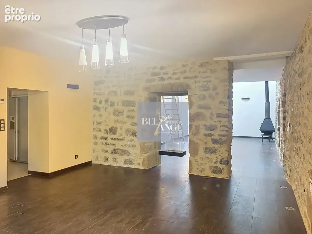 Laurac-en-vivarais   maison de caractère en pierre   154 m2   terrain   fort potentiel - photo 3