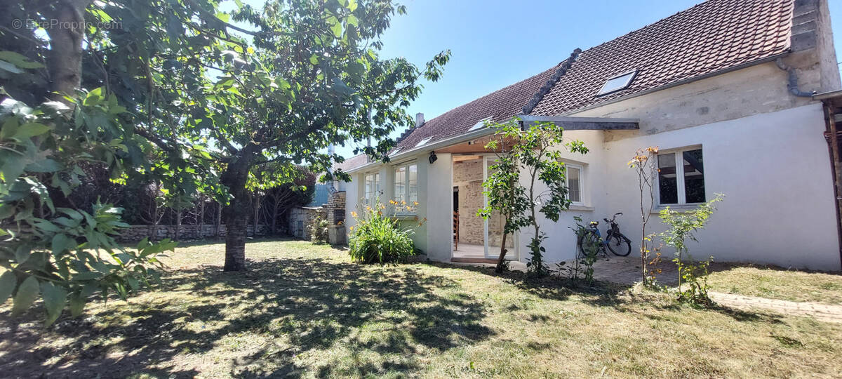Maison à COMPIEGNE