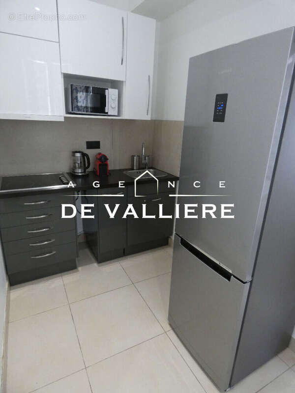 Studio 28m² hypercentre Nanterre - photo 5
