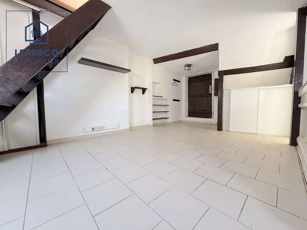 Appartement à CREPY-EN-VALOIS