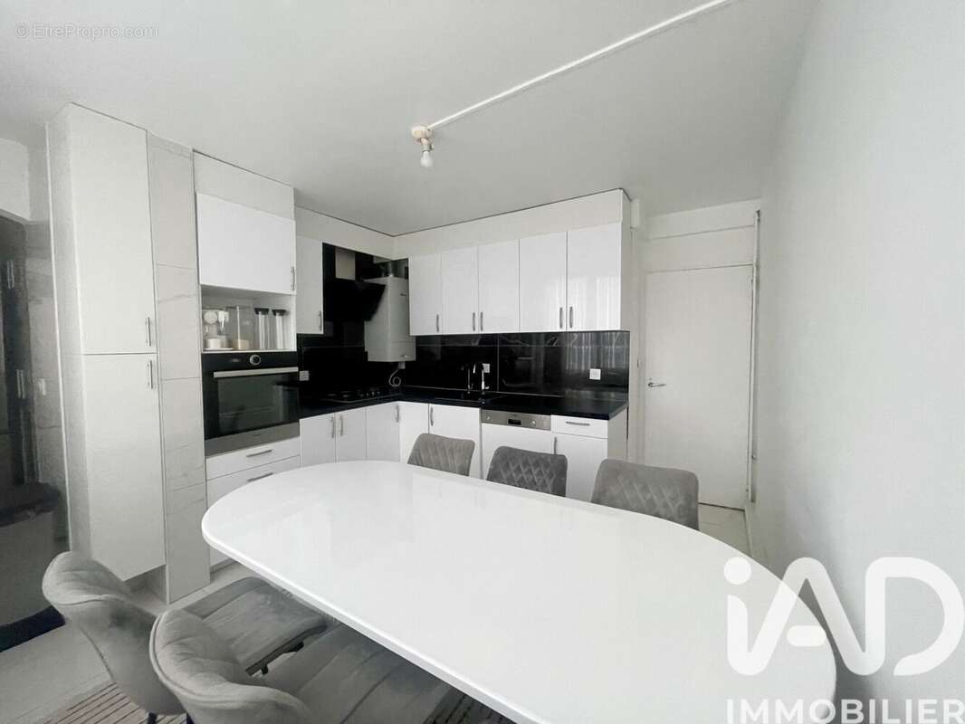 Photo 2 - Appartement à GARGES-LES-GONESSE