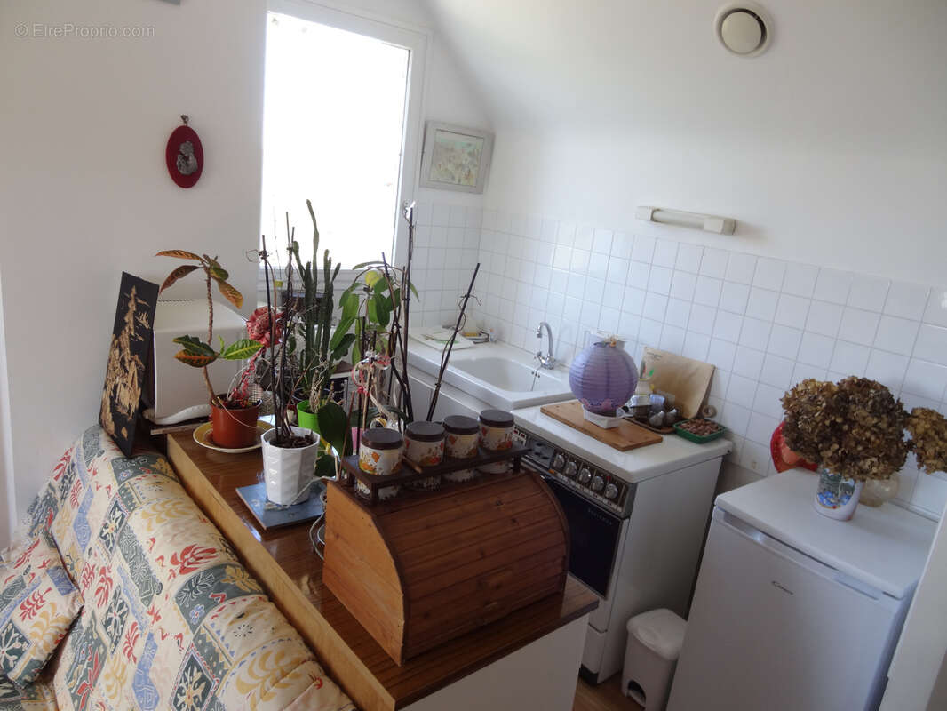 Maison 91 m2 avec logement indépendant, jardin et deux garages   Rostrenen - photo 9