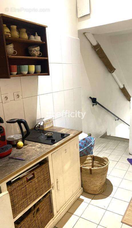 Commerce à MARSEILLE-6E