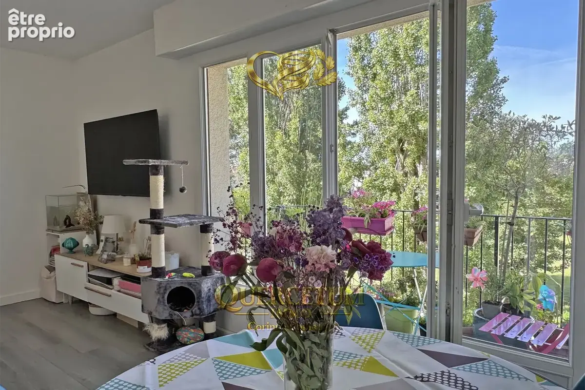 'PEUPLIER ROMANTIQUE' : Appartement 3 pièces 62.75 m2 Carrez - 2 Chambres - Cave. Parking extérieur - LE CHES - photo 3