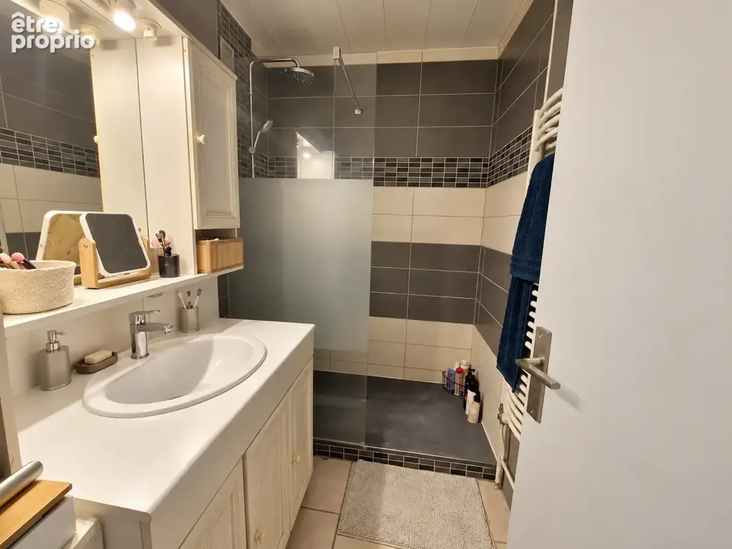 Valence sud - appartement 5 pièces de 93 m2 avec garage et cave. - photo 10