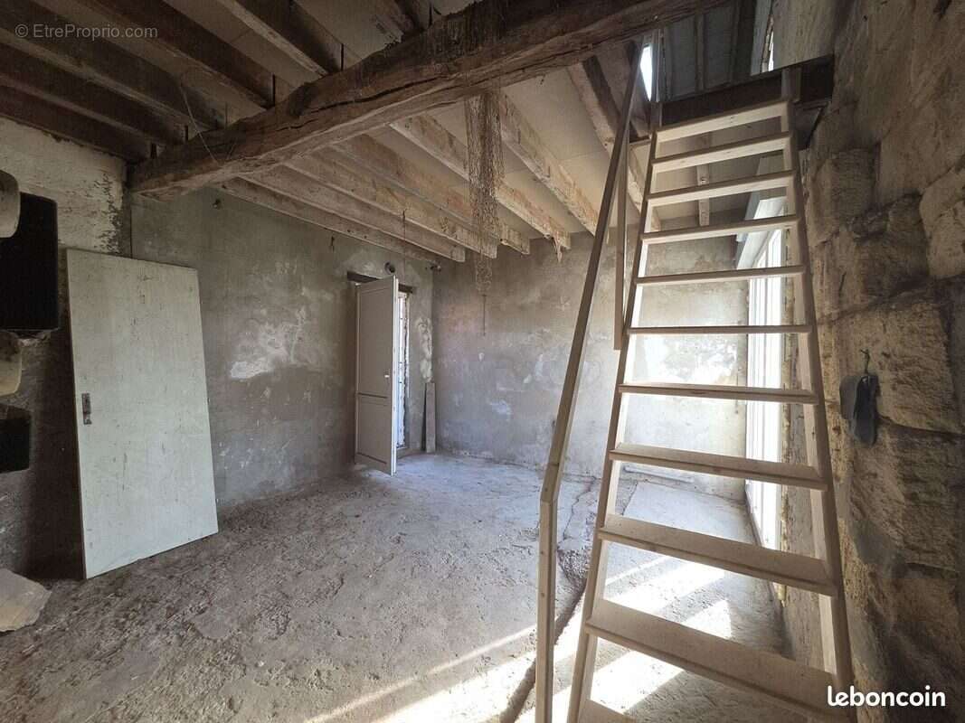 Maison à LES BILLAUX