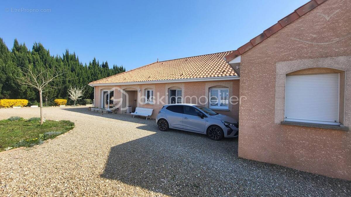 Maison à ATTIGNY