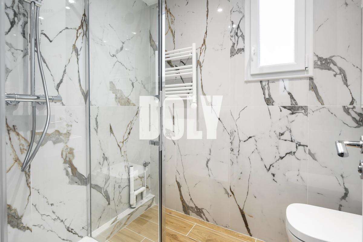 Appartement à PARIS-3E