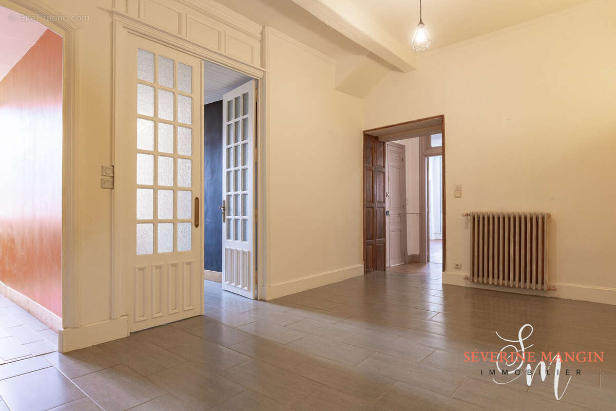 Appartement à ROMANS-SUR-ISERE
