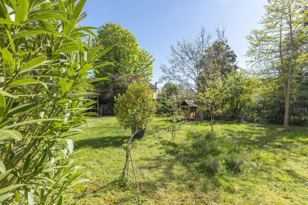 Appartement à MAISONS-LAFFITTE