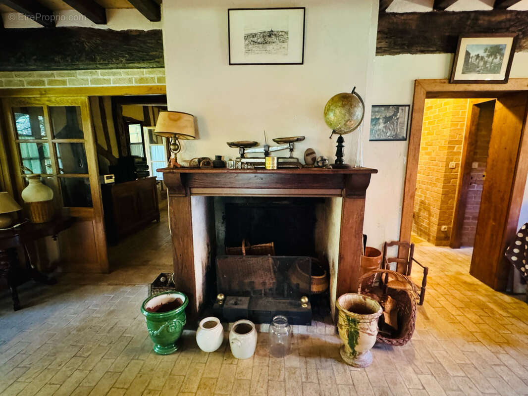 Maison à FRANGY-EN-BRESSE