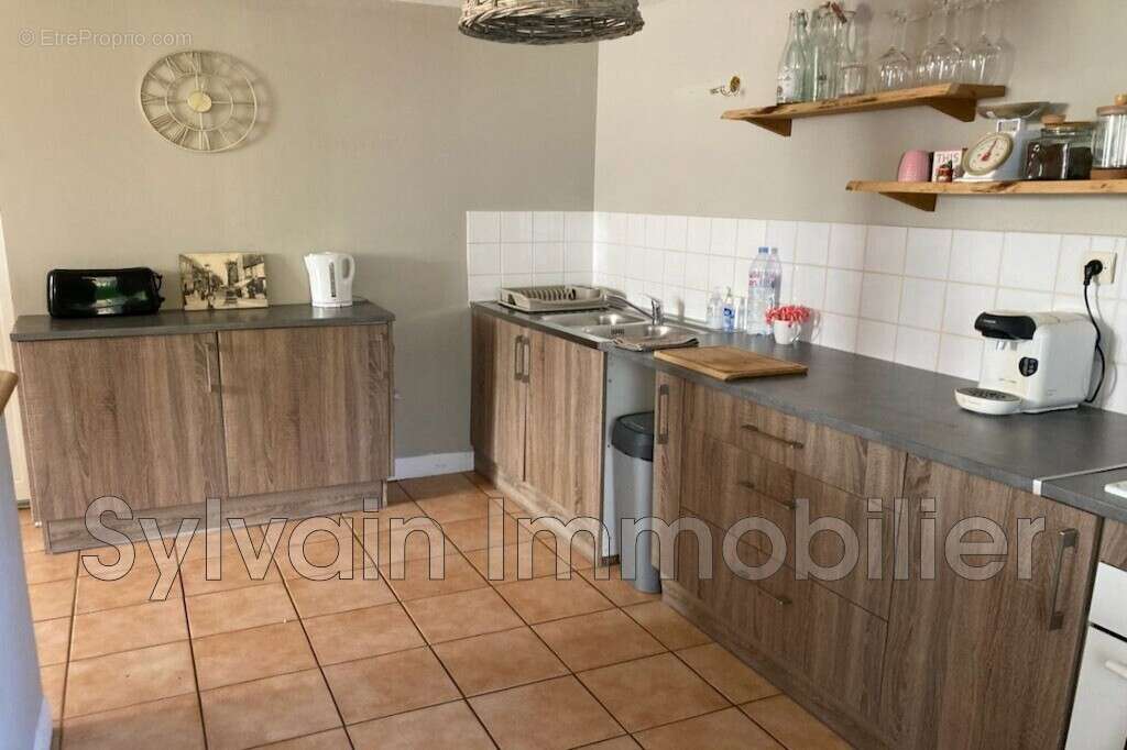 Maison 112 m² à Moliens  - photo 6