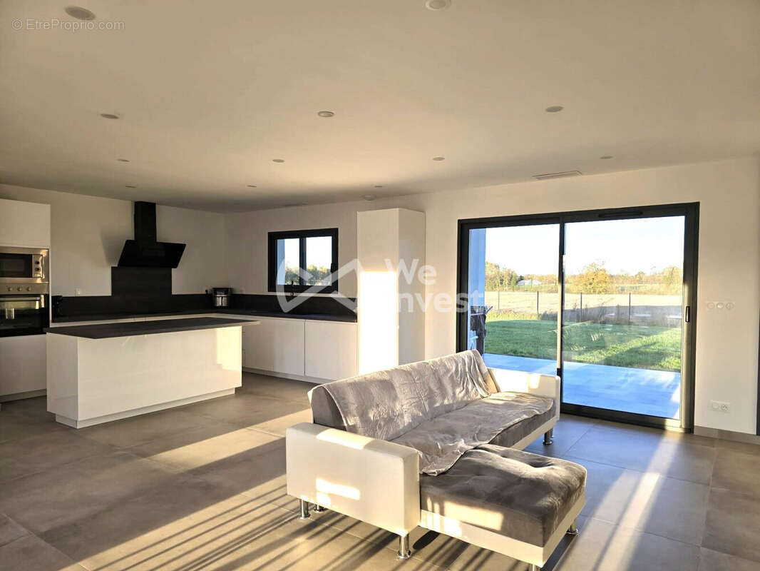 Maison à CASTELSARRASIN