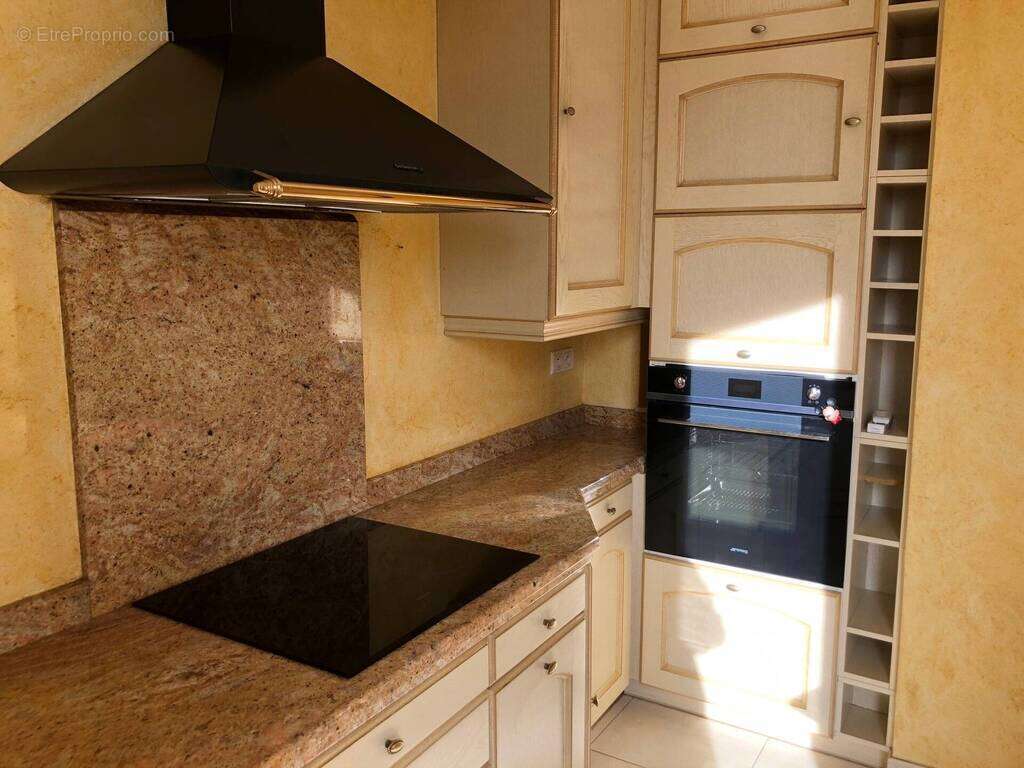 Appartement à DIVONNE-LES-BAINS