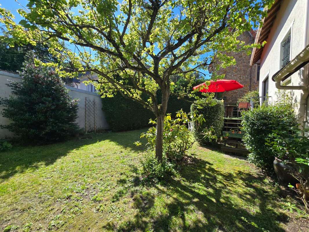 Maison à LES PAVILLONS-SOUS-BOIS
