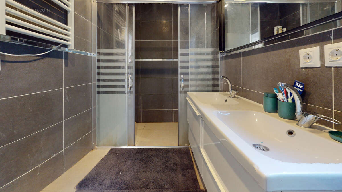 Maison à CARRIERES-SUR-SEINE