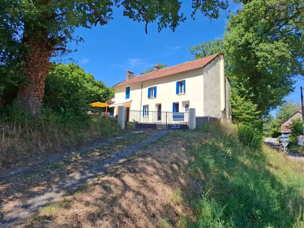 Maison à SAINT-DIZIER-LEYRENNE