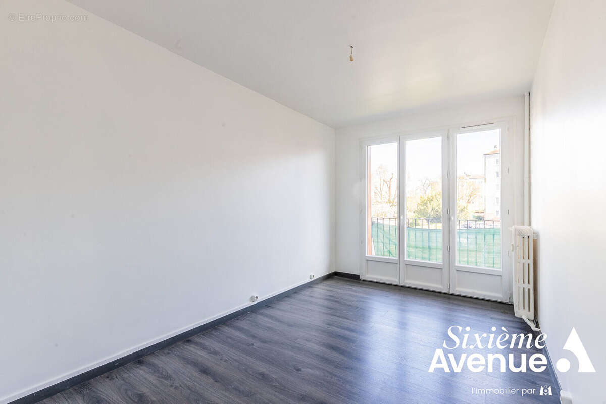 Appartement à VIRY-CHATILLON