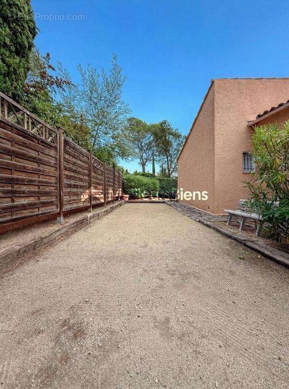 Maison à SAINT-RAPHAEL