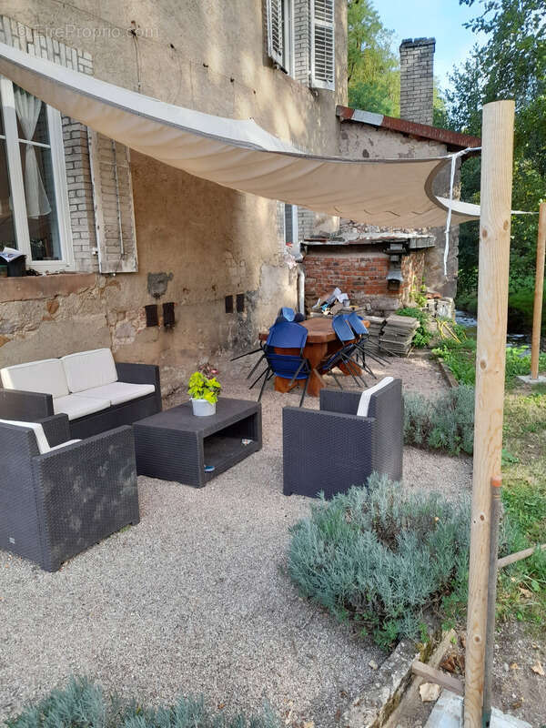 Ferme rénovée, sur 49 ares avec rivière - photo 9