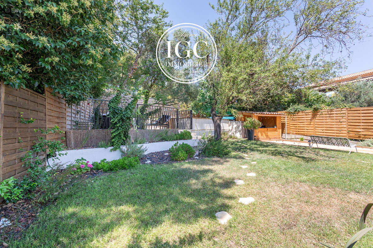 Le Rove  Maison 5 pièces de 102 m² - photo 11