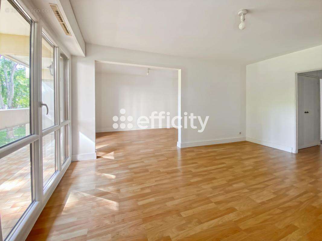 Appartement à MARSEILLE-12E
